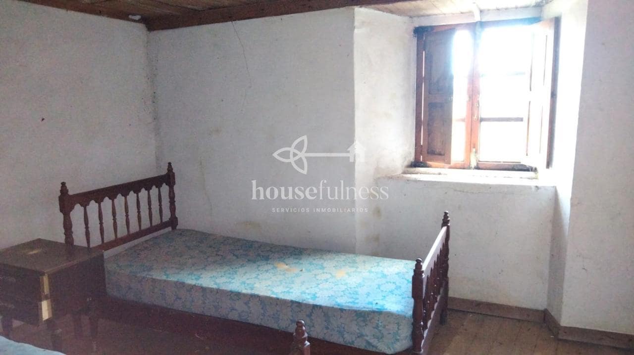 3 soveværelse Finca/Landehus til salg i Ortigueira - € 99.000 (Ref: 9294201)