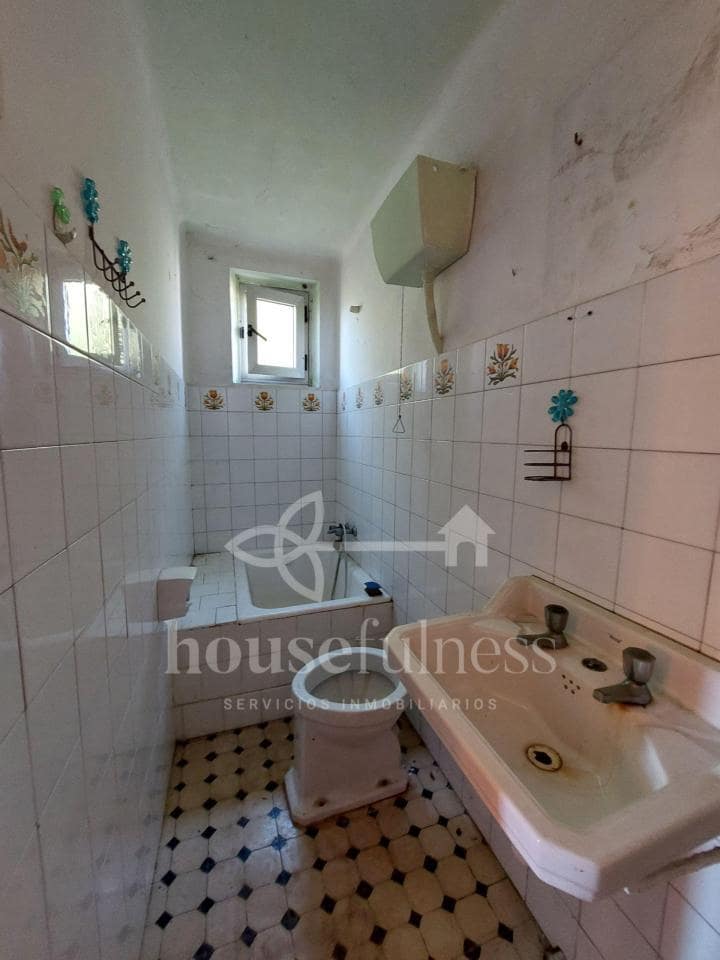 4 soverom Finca/Herregård til salgs i Naron med garasje - € 75 000 (Ref: 9296677)