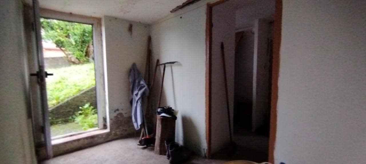 4 soverom Finca/Herregård til salgs i Naron med garasje - € 75 000 (Ref: 9296677)