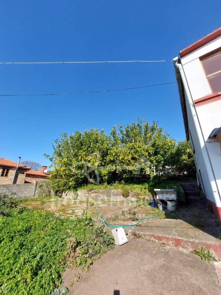 4 soverom Finca/Herregård til salgs i Naron med garasje - € 75 000 (Ref: 9296677)