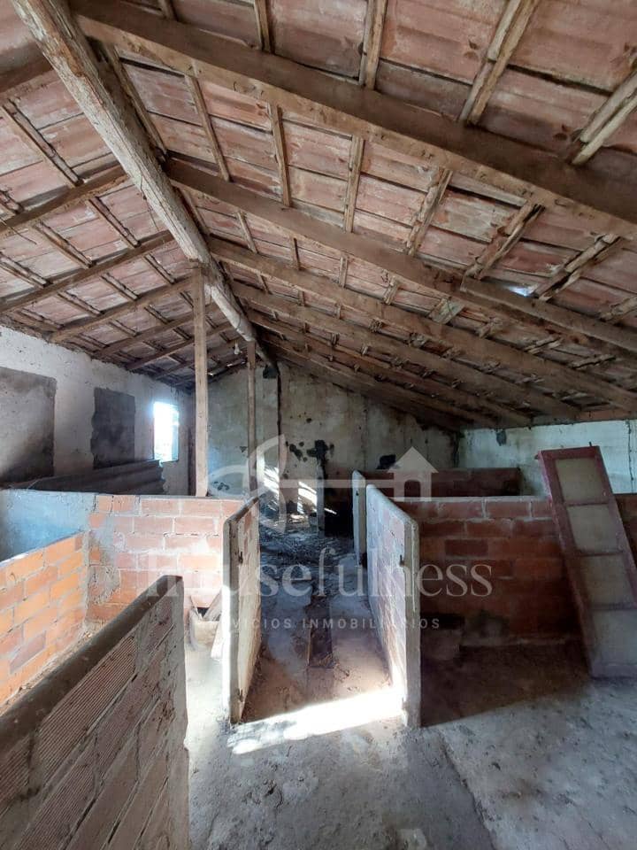 4 soverom Finca/Herregård til salgs i Naron med garasje - € 75 000 (Ref: 9296677)