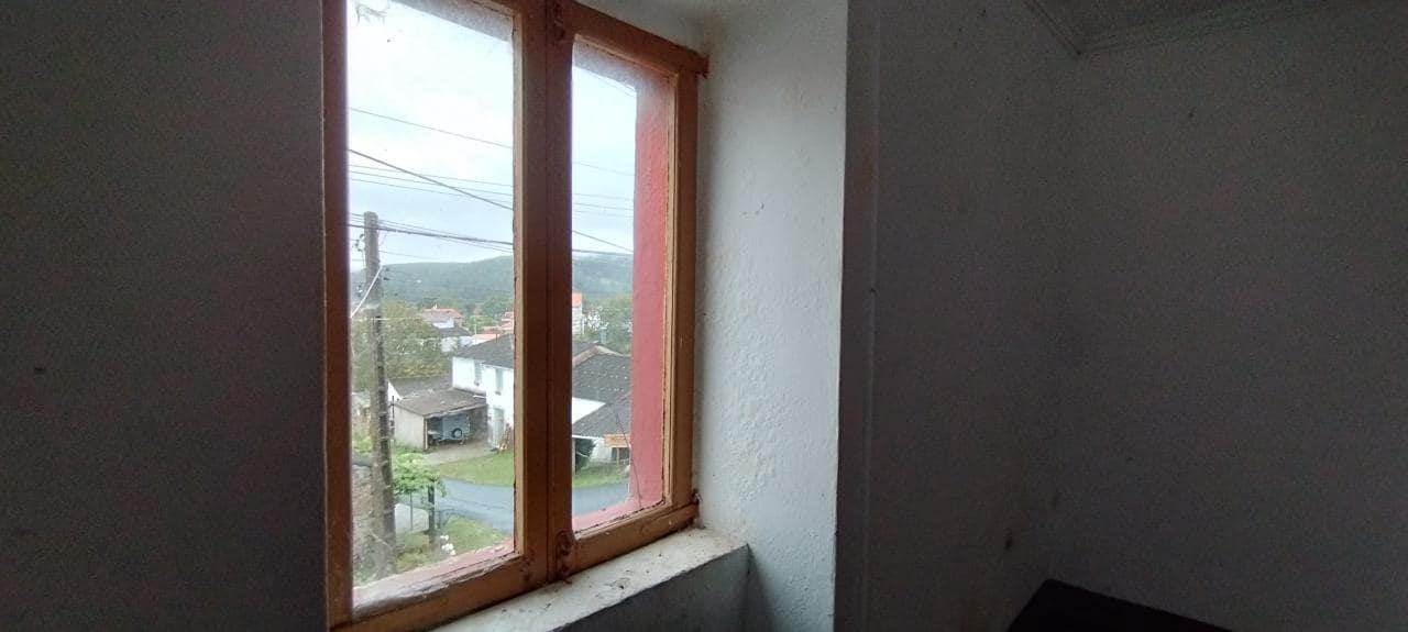 4 soverom Finca/Herregård til salgs i Naron med garasje - € 75 000 (Ref: 9296677)