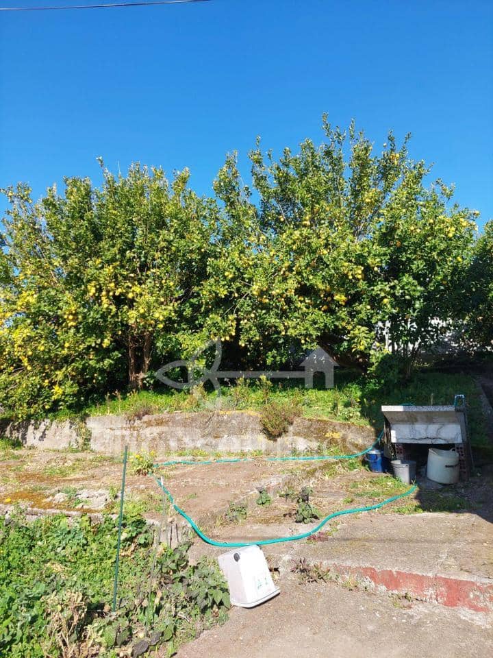 4 soverom Finca/Herregård til salgs i Naron med garasje - € 75 000 (Ref: 9296677)