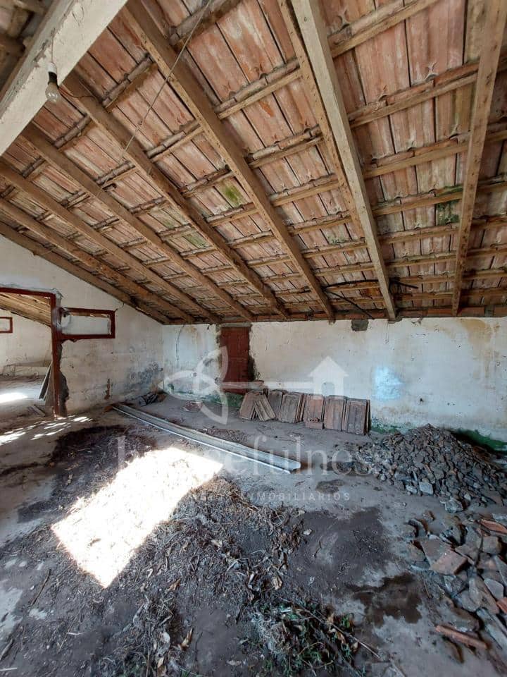 4 soverom Finca/Herregård til salgs i Naron med garasje - € 75 000 (Ref: 9296677)