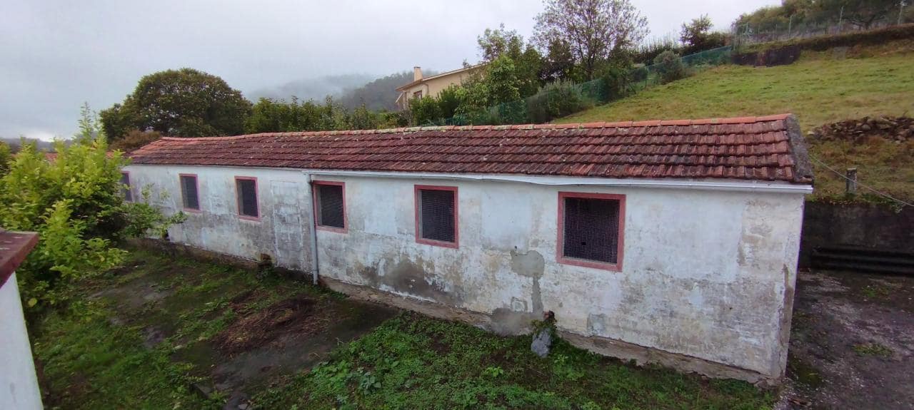 4 soverom Finca/Herregård til salgs i Naron med garasje - € 75 000 (Ref: 9296677)