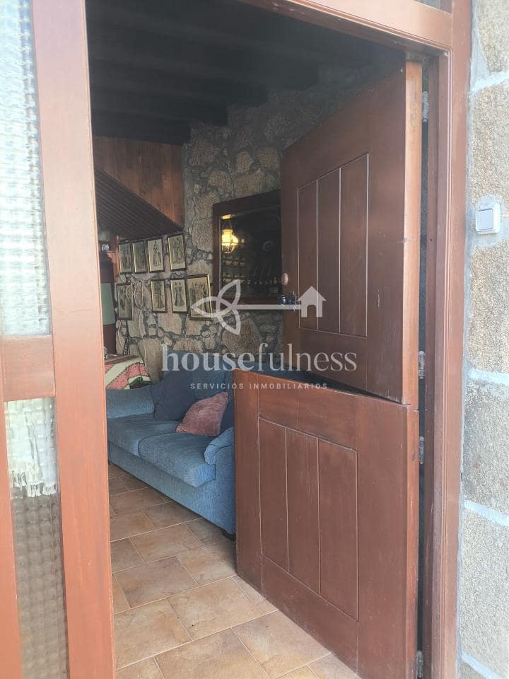 5 bedroom Finca/Country House for sale in Ferrol with garage - € 350,000 (Ref: 9300542)