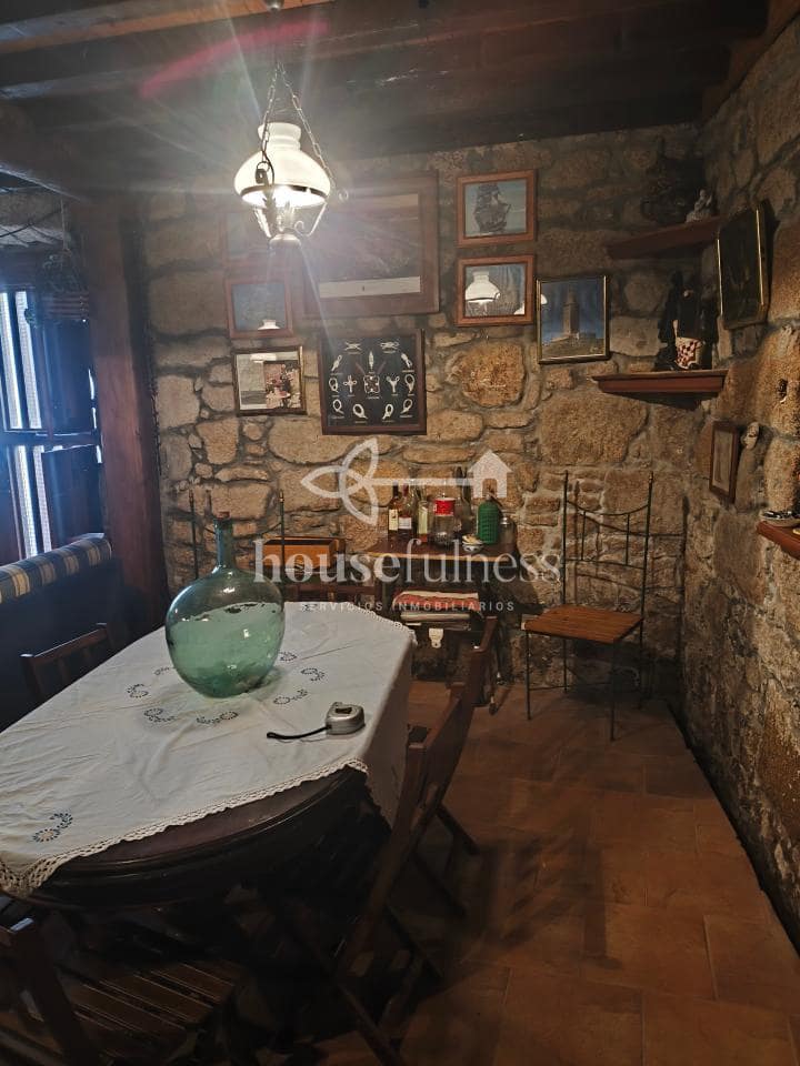 5 bedroom Finca/Country House for sale in Ferrol with garage - € 350,000 (Ref: 9300542)