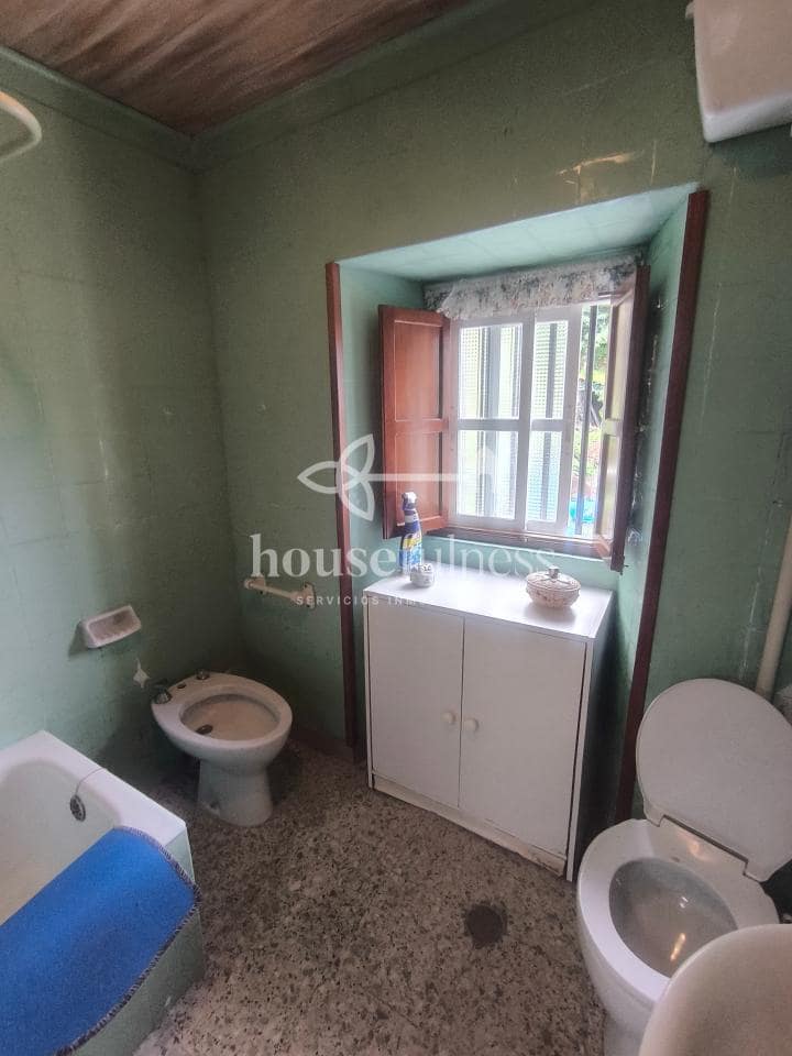 5 bedroom Finca/Country House for sale in Ferrol with garage - € 350,000 (Ref: 9300542)