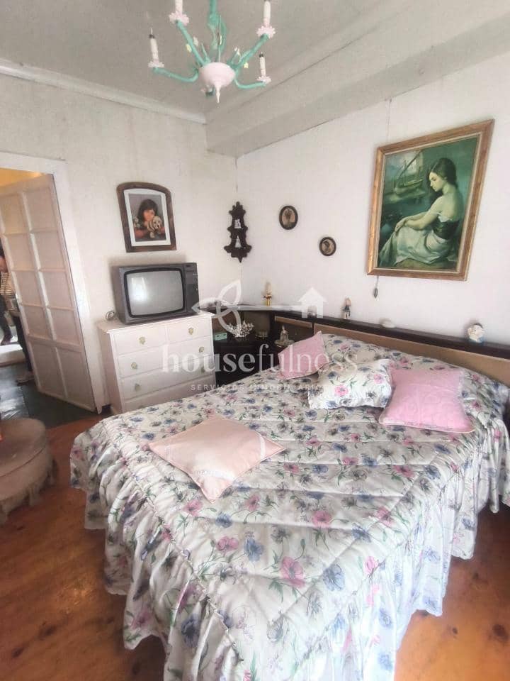 5 bedroom Finca/Country House for sale in Ferrol with garage - € 350,000 (Ref: 9300542)