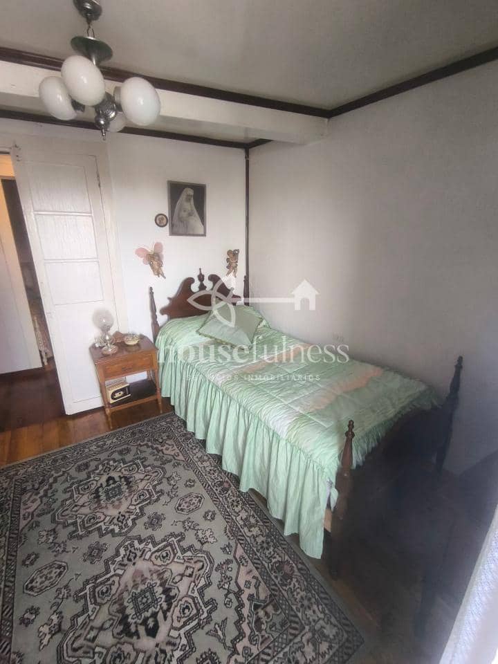 5 bedroom Finca/Country House for sale in Ferrol with garage - € 350,000 (Ref: 9300542)