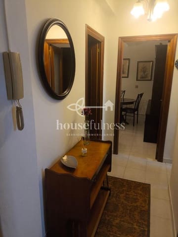 2 bedroom Flat for rent in Ferrol - € 650 (Ref: 9303096)