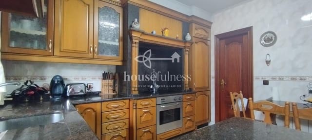 6 sypialnia Willa na sprzedaż w Ares z basenem garażem - 400 000 € (Ref: 9303098)