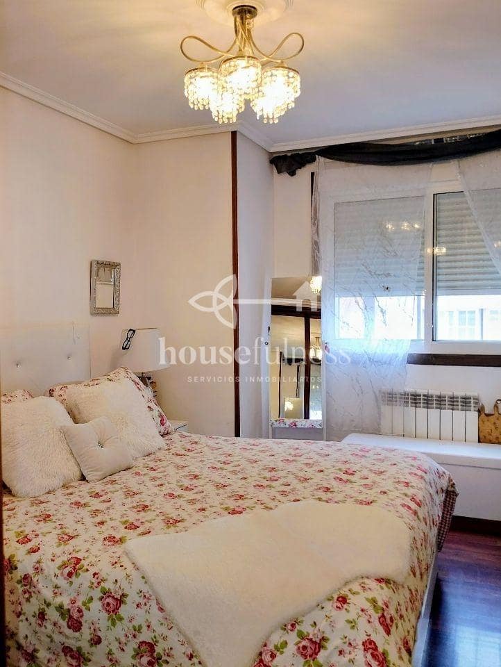3 chambre Appartement à vendre à Naron avec garage - 167 000 € (Ref: 9306304)