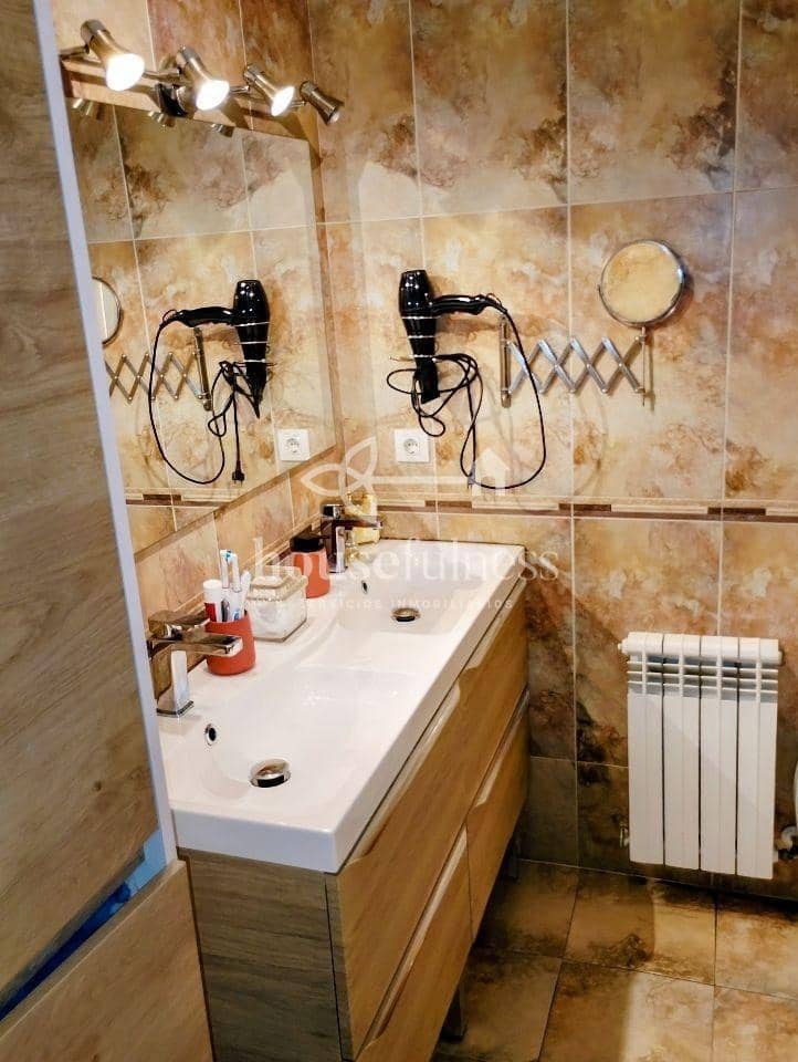 3 chambre Appartement à vendre à Naron avec garage - 167 000 € (Ref: 9306304)