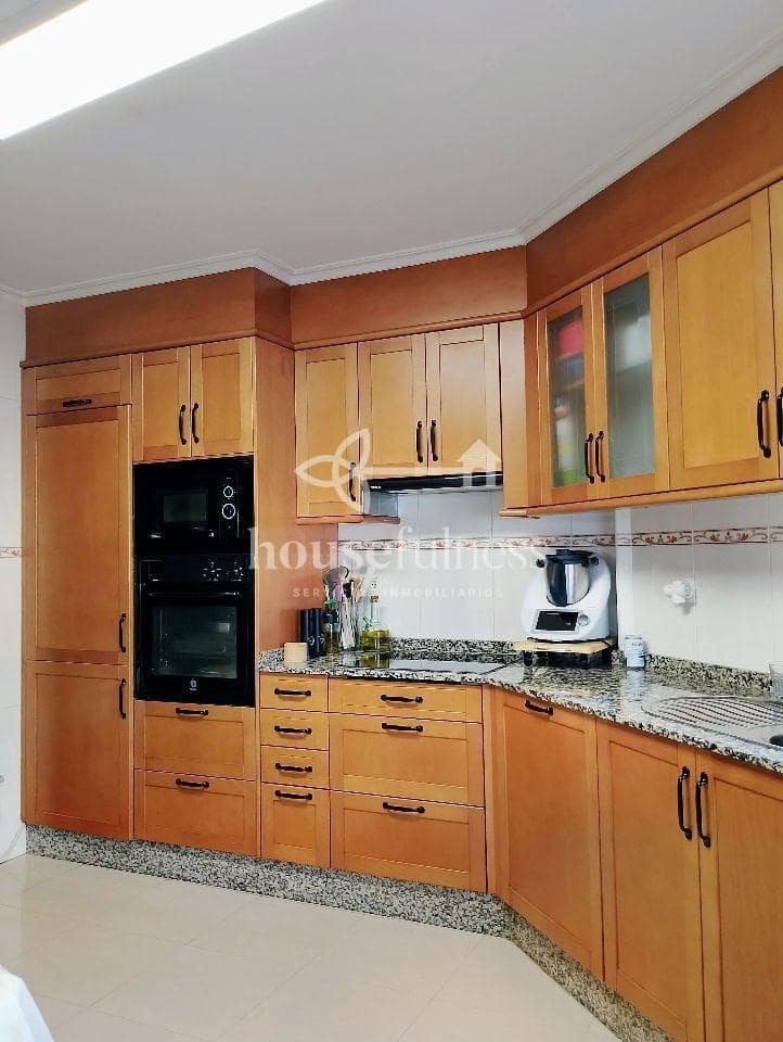 3 chambre Appartement à vendre à Naron avec garage - 167 000 € (Ref: 9306304)