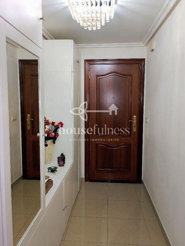 3 chambre Appartement à vendre à Naron avec garage - 167 000 € (Ref: 9306304)