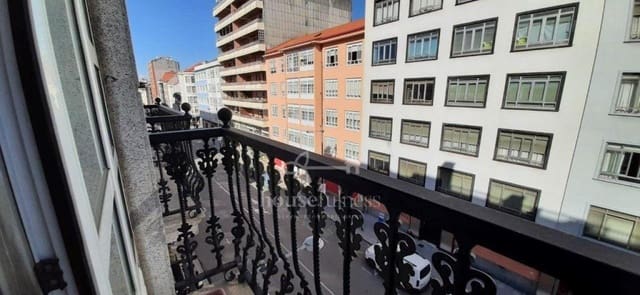 3 makuuhuone Asunto myytävänä paikassa Ferrol - 192 800 € (Ref: 9308271)