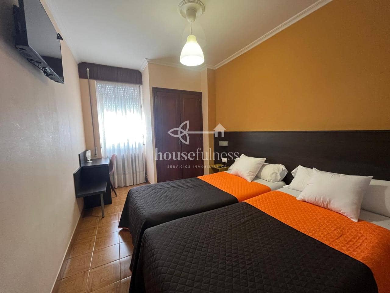 10 bedroom Villa for sale in Neda with garage - € 550,000 (Ref: 9330187)