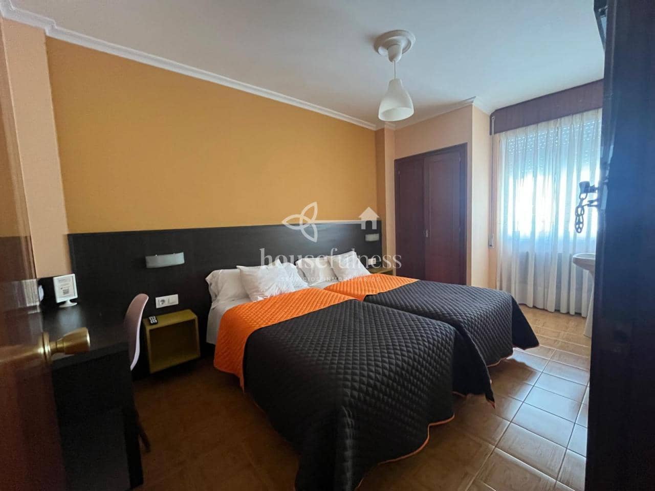 10 bedroom Villa for sale in Neda with garage - € 550,000 (Ref: 9330187)