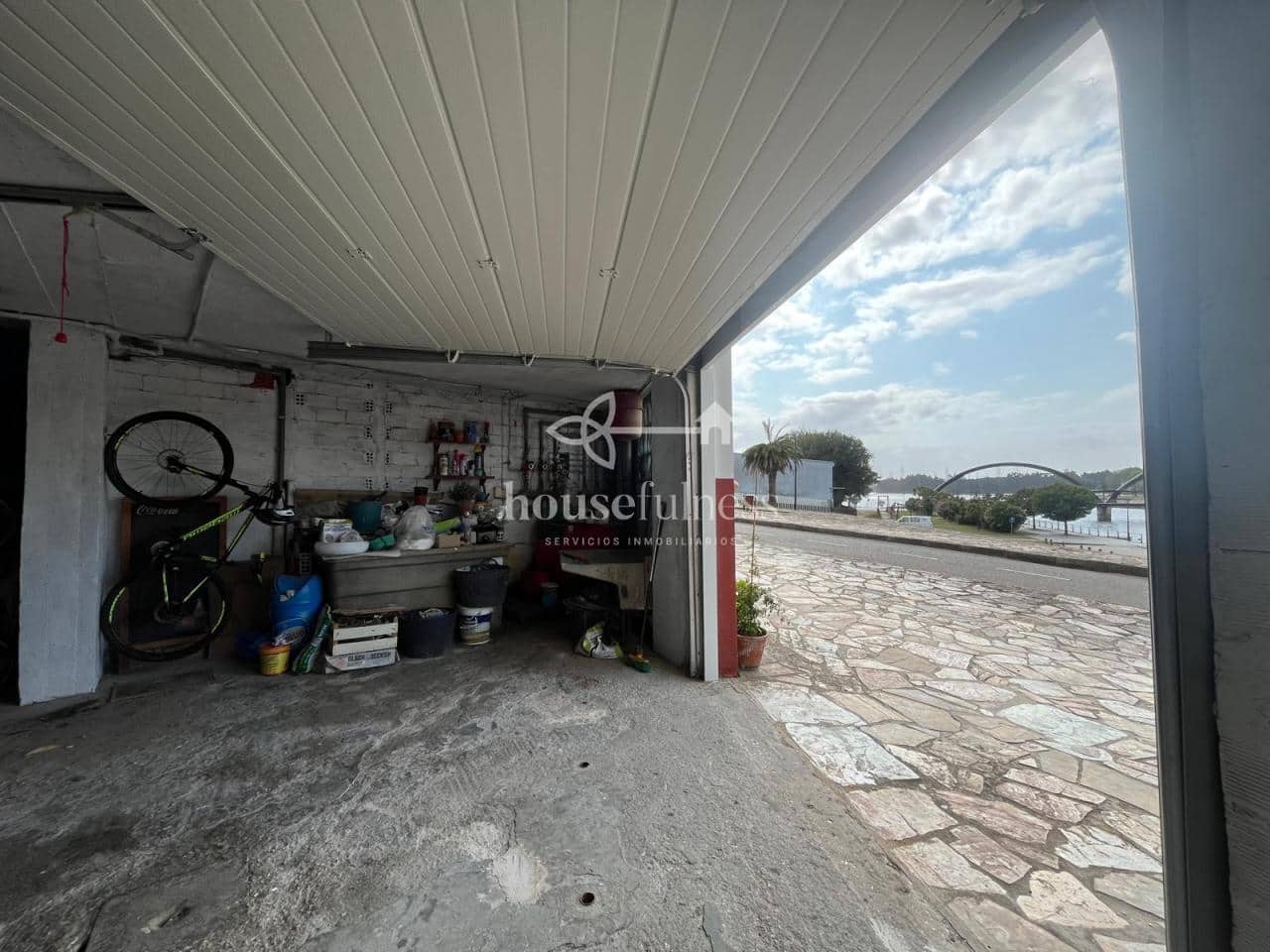 10 bedroom Villa for sale in Neda with garage - € 550,000 (Ref: 9330187)