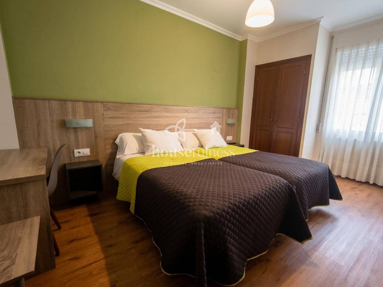 12 sypialnia Willa na sprzedaż w Neda z garażem - 550 000 € (Ref: 9330187)