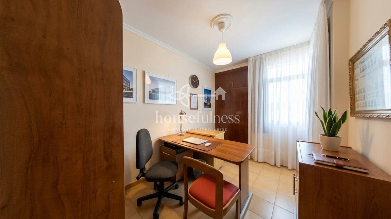 12 sypialnia Willa na sprzedaż w Neda z garażem - 550 000 € (Ref: 9330187)