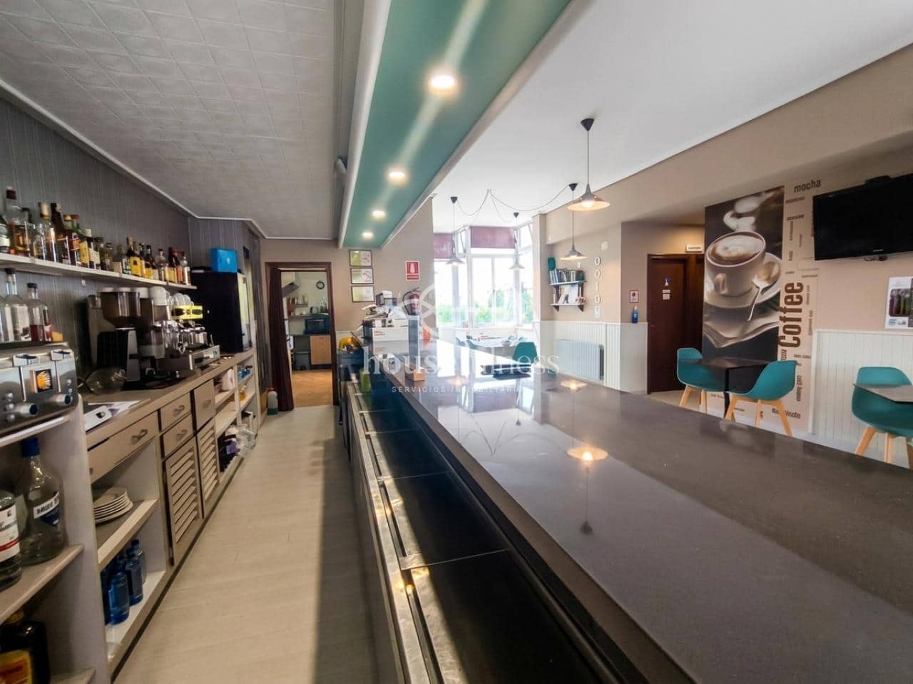 12 sypialnia Willa na sprzedaż w Neda z garażem - 550 000 € (Ref: 9330187)