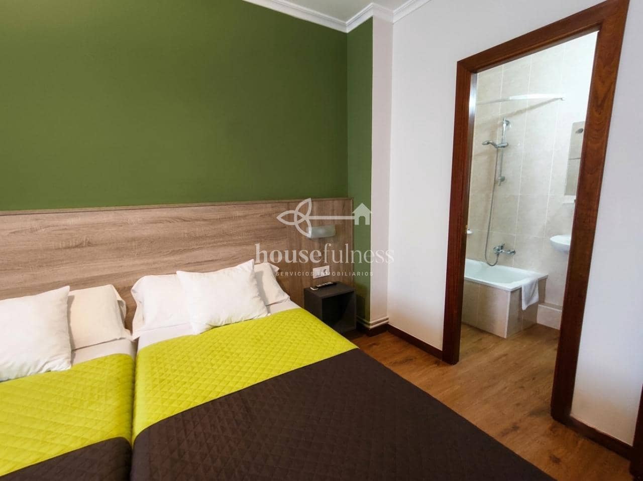12 sypialnia Willa na sprzedaż w Neda z garażem - 550 000 € (Ref: 9330187)