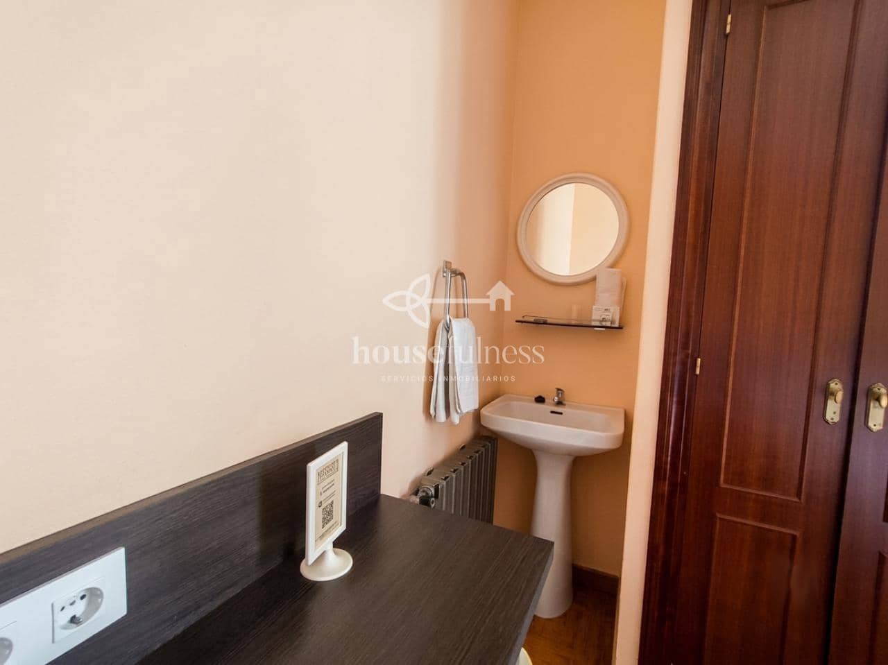 12 sypialnia Willa na sprzedaż w Neda z garażem - 550 000 € (Ref: 9330187)
