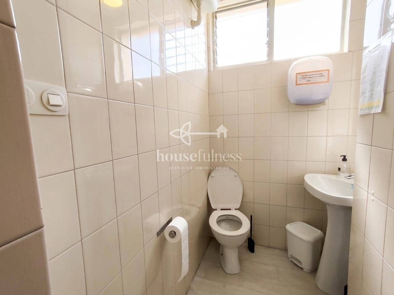 12 sypialnia Willa na sprzedaż w Neda z garażem - 550 000 € (Ref: 9330187)