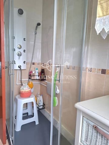 Piso de 2 habitaciones en Narón en venta - 70.000 € (Ref: 9334423)