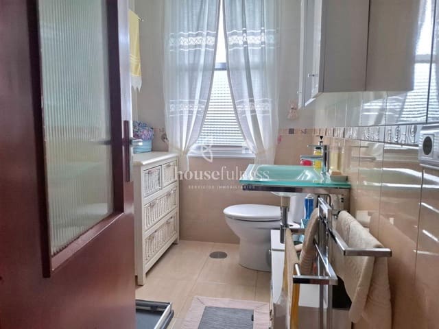 Piso de 2 habitaciones en Narón en venta - 70.000 € (Ref: 9334423)