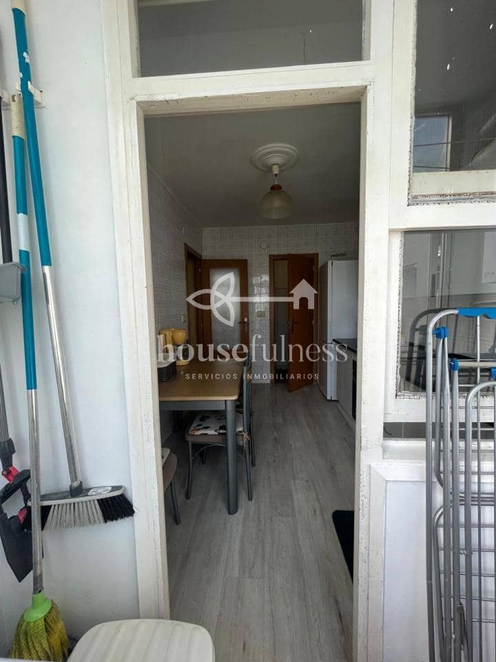 4 camera da letto Appartamento da affittare in Ferrol - 750 € (Rif: 9334424)