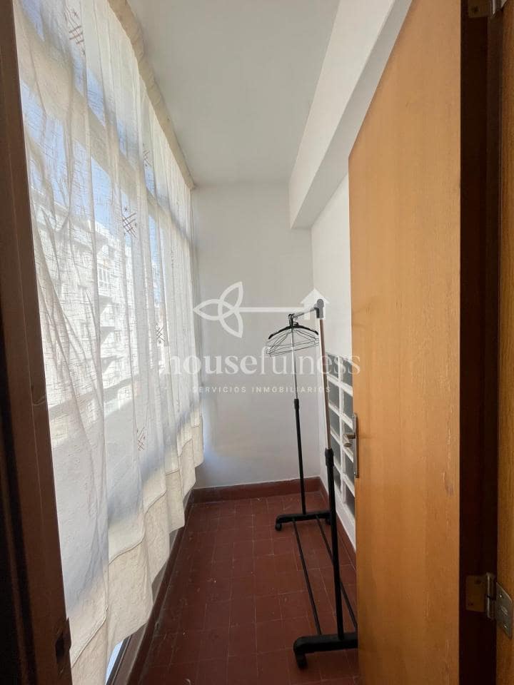 4 camera da letto Appartamento da affittare in Ferrol - 750 € (Rif: 9334424)