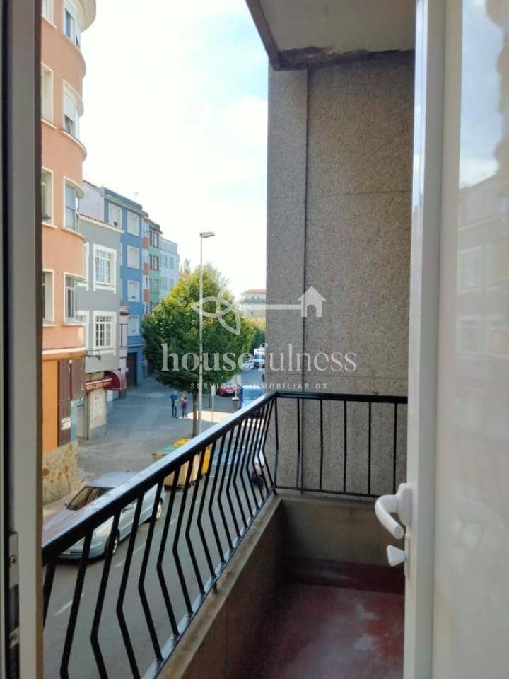 3 bedroom Flat for rent in Ferrol - € 700 (Ref: 9334425)