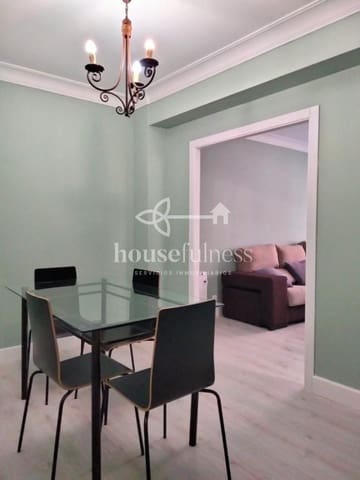 3 bedroom Flat for rent in Ferrol - € 700 (Ref: 9334425)