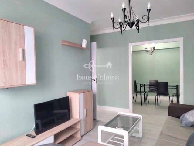 3 bedroom Flat for rent in Ferrol - € 700 (Ref: 9334425)