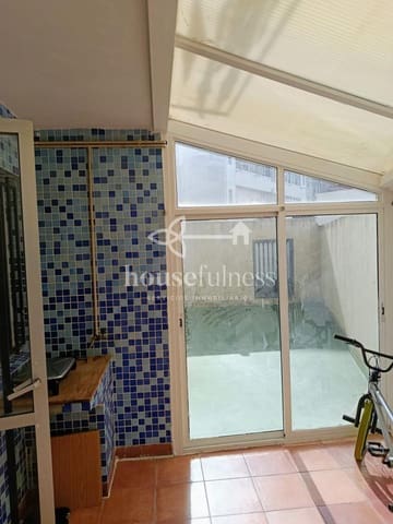 3 bedroom Flat for rent in Ferrol - € 650 (Ref: 9334427)