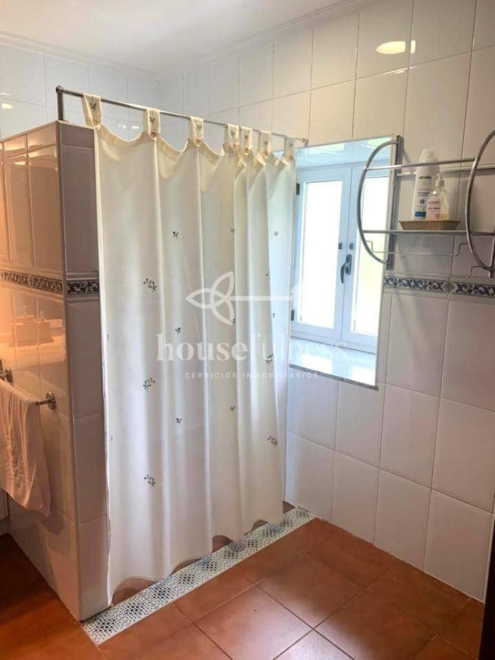 5 slaapkamer Finca/Landhuis te koop in Ferrol met zwembad garage - € 300.000 (Ref: 9334431)