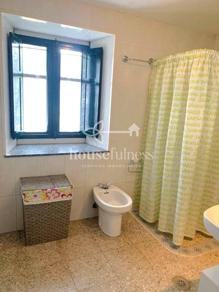 5 slaapkamer Finca/Landhuis te koop in Ferrol met zwembad garage - € 300.000 (Ref: 9334431)