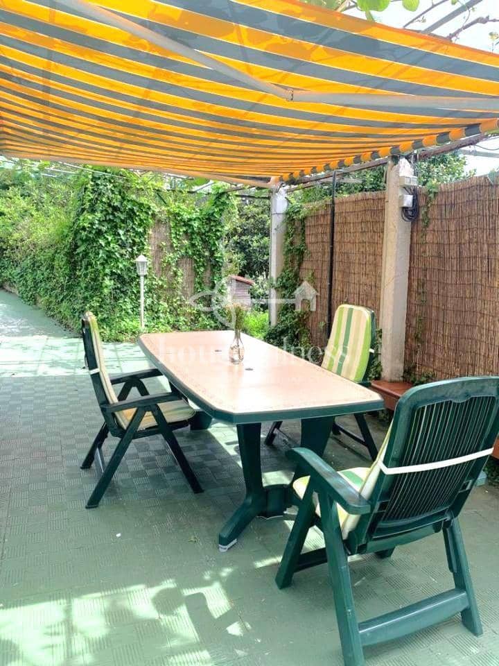 5 slaapkamer Finca/Landhuis te koop in Ferrol met zwembad garage - € 300.000 (Ref: 9334431)