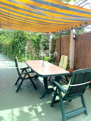 5 soveværelse Finca/Landehus til salg i Ferrol med swimmingpool garage - € 300.000 (Ref: 9334431)