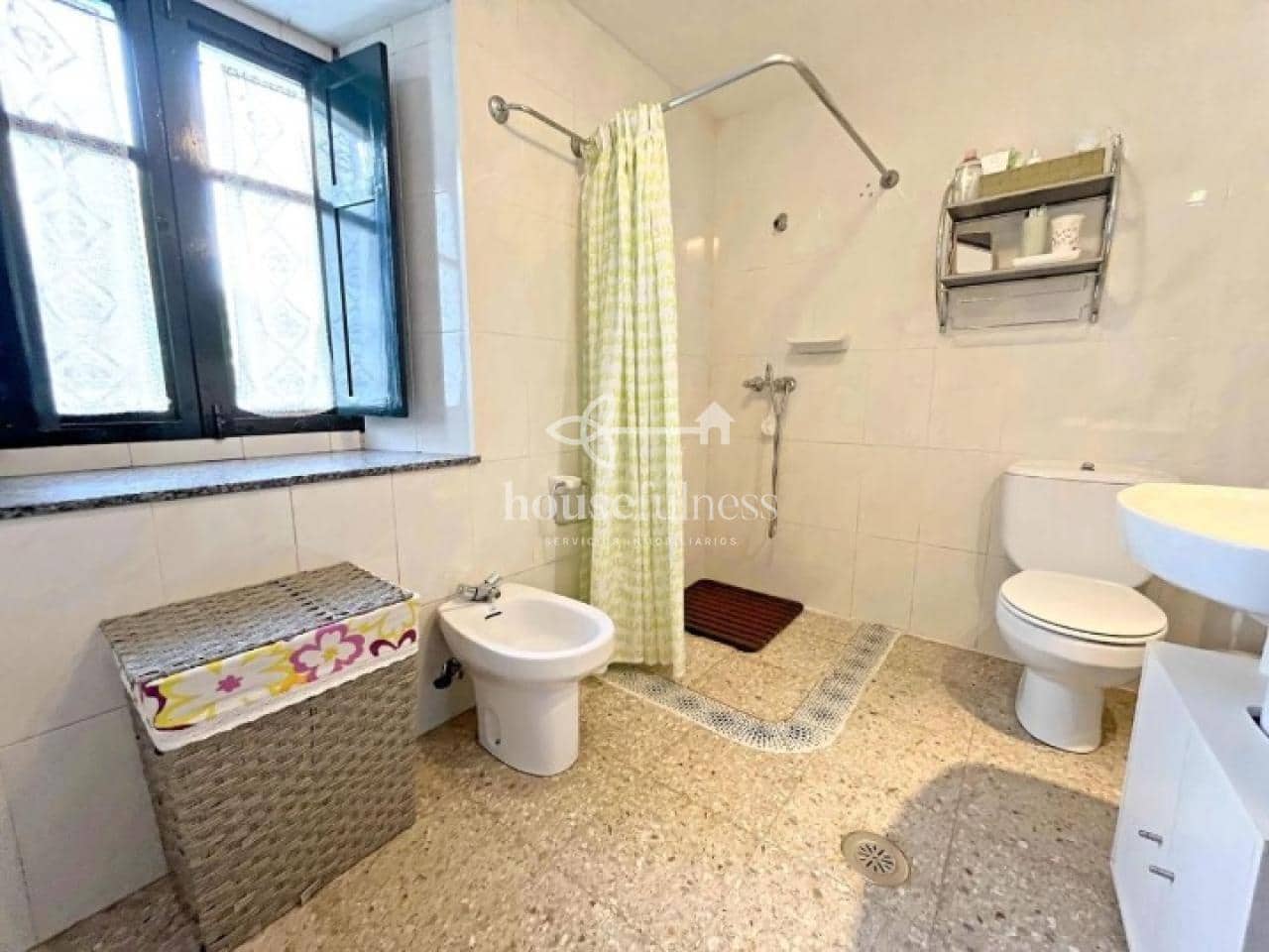 5 slaapkamer Finca/Landhuis te koop in Ferrol met zwembad garage - € 300.000 (Ref: 9334431)