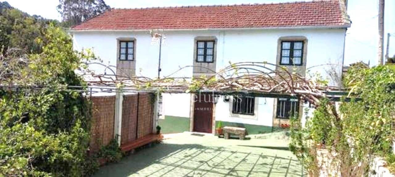 5 slaapkamer Finca/Landhuis te koop in Ferrol met zwembad garage - € 300.000 (Ref: 9334431)