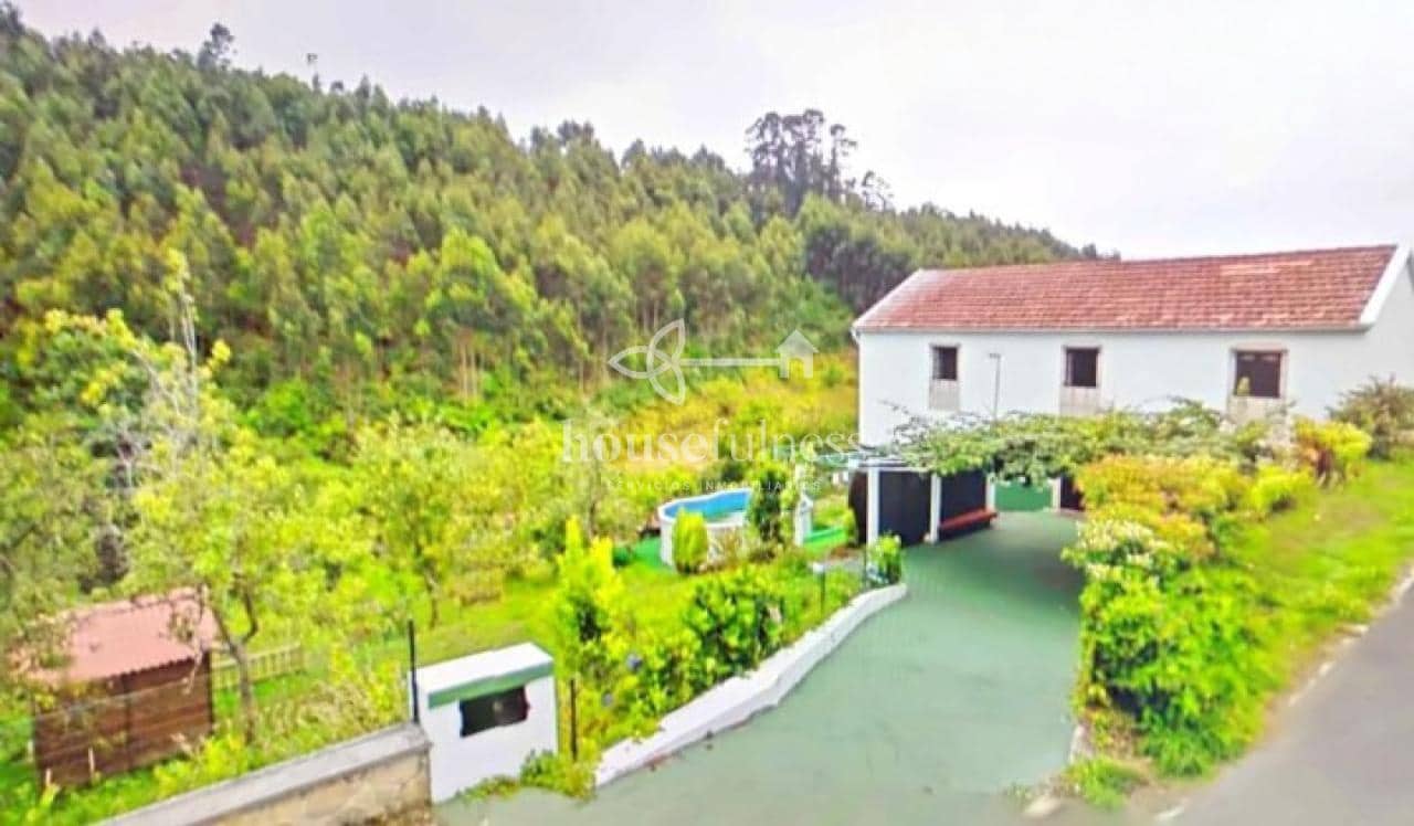 5 slaapkamer Finca/Landhuis te koop in Ferrol met zwembad garage - € 300.000 (Ref: 9334431)