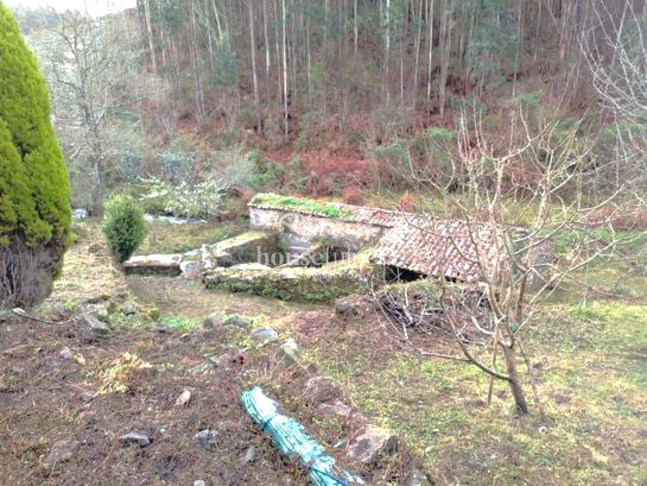 5 slaapkamer Finca/Landhuis te koop in Ferrol met zwembad garage - € 300.000 (Ref: 9334431)