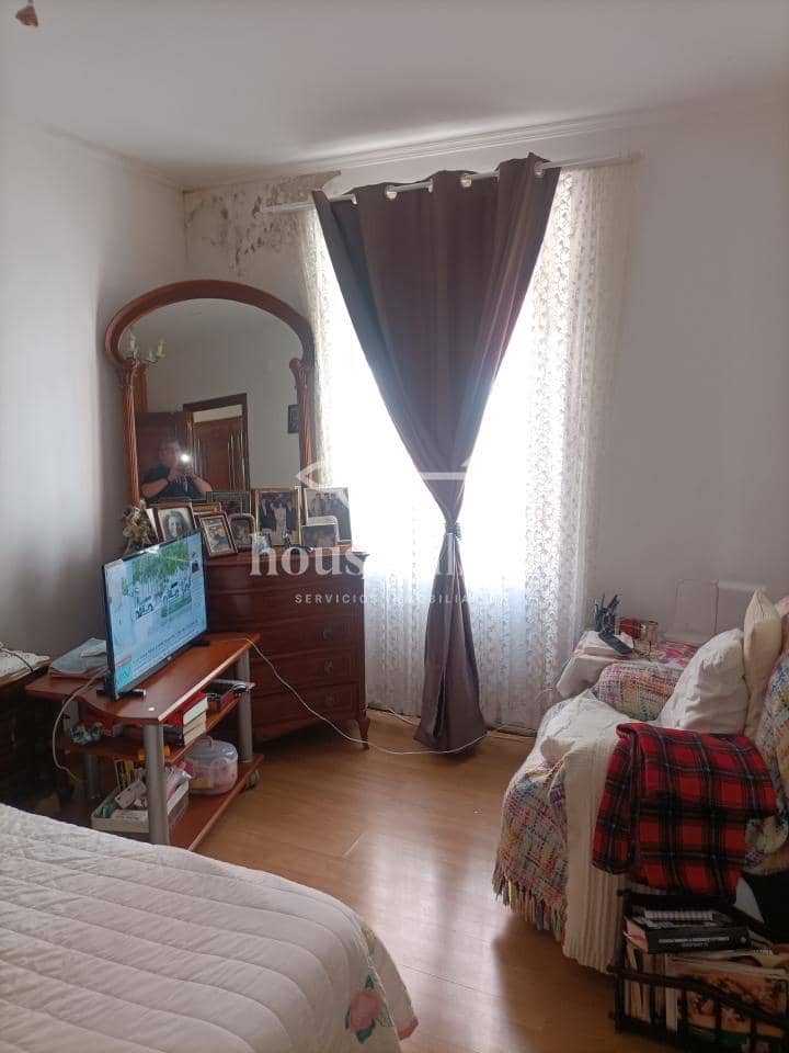 6 sypialnia Dom na sprzedaż w Ferrol z garażem - 150 000 € (Ref: 9334433)