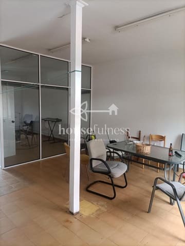 6 bedroom Townhouse for sale in Ferrol with garage - € 150,000 (Ref: 9334433)