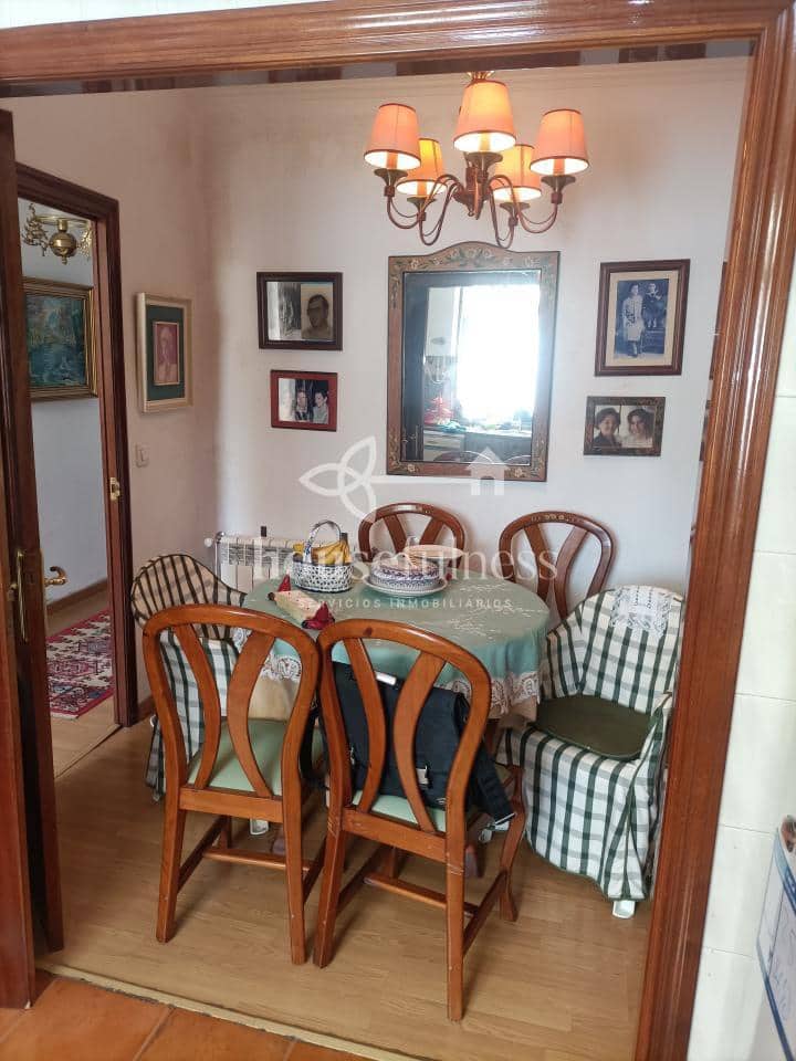 6 sypialnia Dom na sprzedaż w Ferrol z garażem - 150 000 € (Ref: 9334433)