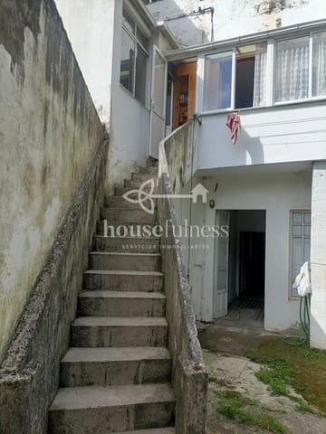 6 bedroom Townhouse for sale in Ferrol with garage - € 150,000 (Ref: 9334433)